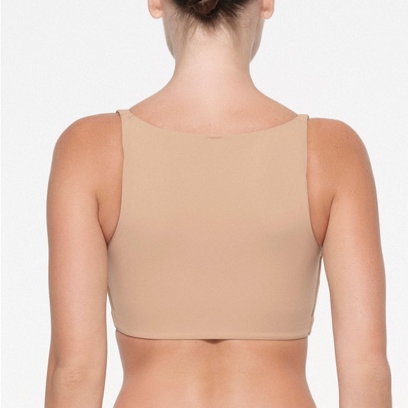 SKIMS Fits Everybody BACK SMOOTHING FULL COVERAGE BRA - Picture 3 of 5